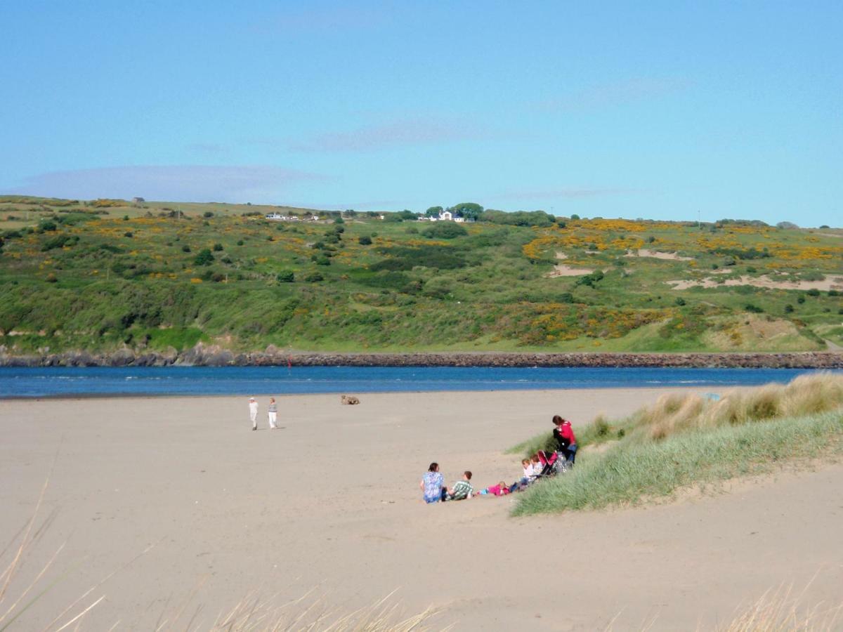 Cardigan Bay Holiday Park エクステリア 写真